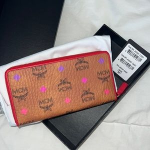 mcm wallet brand new